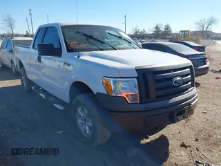 2009 Ford F-150 XL with VIN 1FTPX14V89FA55327, listed as a IAAI auction lot 41686042 with Not Provided miles. Bid and sale history available at carsss.com. Image 1.