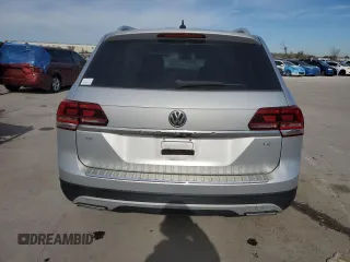 2018 Volkswagen Atlas SE с VIN 1V2DR2CA8JC579860, выставлен на аукционе Copart как лот 48122545 с пробегом 123 298 миль миль и Списание • Salvage title. История ставок и продаж доступна на DreamBid. Изображение 6.