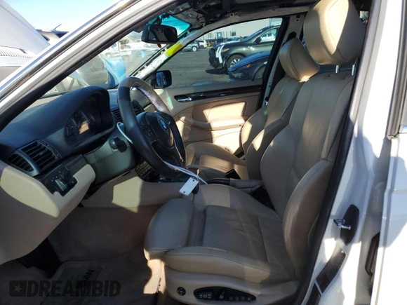 2003 BMW 3 Series 330xi with VIN WBAEW53433PG22202, listed as a Copart auction lot 83300654 with 127,120 mi miles and Salvage Title. Bid and sale history available at carsss.com. Image 7.