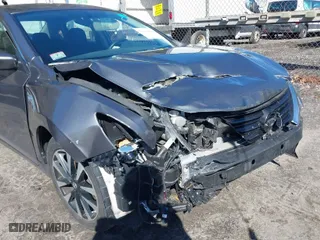 2018 Nissan Altima 2.5 S with VIN 1N4AL3AP8JC212143, listed as a IAAI auction lot 39141988 with 104,351 mi miles. Bid and sale history available at carsss.com. Image 6.