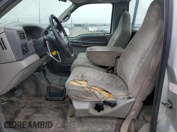 1999 Ford F-250 XL с VIN 1FTNF21L3XED84619, выставлен на аукционе Copart как лот 48395895 с пробегом 190 752 миль миль и Списание • Salvage title. История ставок и продаж доступна на DreamBid. Изображение 10.