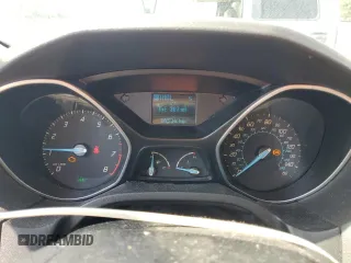 2012 Ford Focus SE with VIN 1FAHP3F2XCL406031, listed as a Copart auction lot 61961385 with 165,343 mi miles and Salvage title. Bid and sale history available at DreamBid. Image 9.