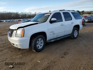 2011 GMC Yukon SLE with VIN 1GKS1AE00BR360697, listed as a Copart auction lot 88090545 with 0 mi miles and Salvage Title. Bid and sale history available at carsss.com. Image 1.