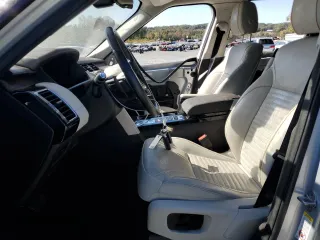 2019 Land Rover Discovery HSE with VIN SALRR2RV1K2400480, listed as a Copart auction lot 72034844 with 46,930 mi miles and Salvage Title. Bid and sale history available at DreamBid. Image 7.