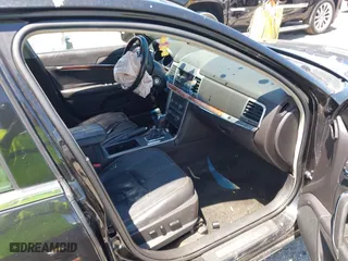 2011 Lincoln MKZ with VIN 3LNHL2GC9BR763431, listed as a IAAI auction lot 42037377 with 331,415 mi miles. Bid and sale history available at carsss.com. Image 5.