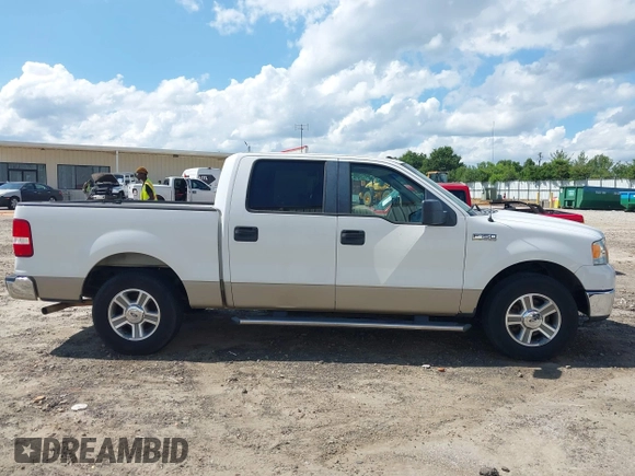 2008 Ford F-150 XLT z VIN 1FTPW12V78FB88942, wystawiony jako IAAI lot #42535564 z przebiegiem 239 965 mil mil oraz . Historia ofert i sprzedaży dostępna na DreamBid. Obrazek 13.