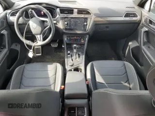 2024 Volkswagen Tiguan SEL R-Line with VIN 3VV4B7AX3RM199363, listed as a Copart auction lot 58811365 with 24,193 mi miles and Clean title. Bid and sale history available at DreamBid. Image 8.