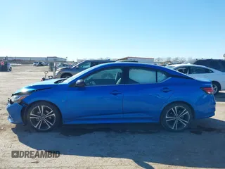 2020 Nissan Sentra SR with VIN 3N1AB8DVXLY313492, listed as a IAAI auction lot 41682275 with 33,024 mi miles and . Bid and sale history available at DreamBid. Image 14.