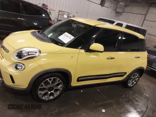 2015 FIAT 500L Urbana Trekking with VIN ZFBCFADH5FZ033844, listed as a IAAI auction lot 41186739 with 86,587 mi miles and . Bid and sale history available at DreamBid. Image 14.