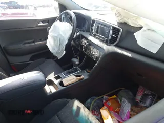 2019 Kia Sportage LX with VIN KNDPM3AC4K7621023, listed as a IAAI auction lot 41981361 with Not Provided miles and . Bid and sale history available at DreamBid. Image 5.