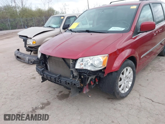 2013 Chrysler Town & Country Touring with VIN 2C4RC1BG4DR604063, listed as a IAAI auction lot 42029869 with 173,309 mi miles. Bid and sale history available at carsss.com. Image 6.
