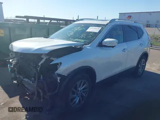 2015 Nissan Rogue SV z VIN 5N1AT2MV5FC857494, wystawiony jako IAAI lot #42198139 z przebiegiem 110 369 mil mil oraz . Historia ofert i sprzedaży dostępna na DreamBid. Obrazek 2.