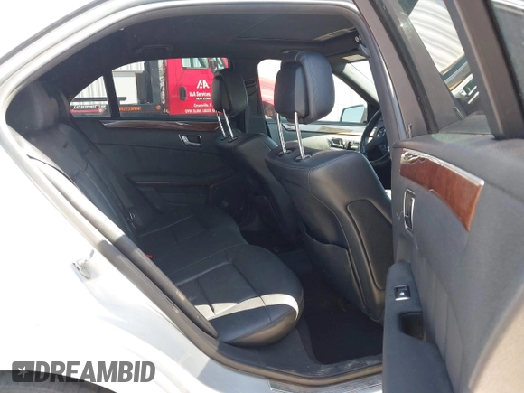 2010 Mercedes-Benz E 350 Luxury with VIN WDDHF5GB3AA056229, listed as a IAAI auction lot 42064644 with 159,957 mi miles and . Bid and sale history available at DreamBid. Image 8.