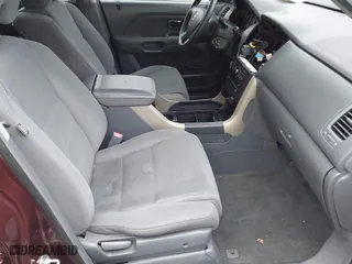 2008 Honda Pilot SE with VIN 5FNYF28358B002741, listed as a IAAI auction lot 41834052 with 248,830 mi miles. Bid and sale history available at carsss.com. Image 5.