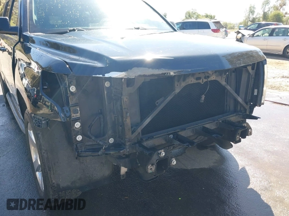 2017 Chevrolet Suburban LS z VIN 1GNSCGKC1HR338621, wystawiony jako IAAI lot #41696381 z przebiegiem 194 687 mil mil oraz . Historia ofert i sprzedaży dostępna na DreamBid. Obrazek 6.