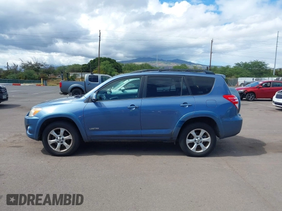 2010 Toyota RAV4 Limited с VIN JTMYK4DVXA5027222, выставлен на аукционе IAAI как лот 42057063 с пробегом 135 259 миль миль и . История ставок и продаж доступна на DreamBid. Изображение 14.