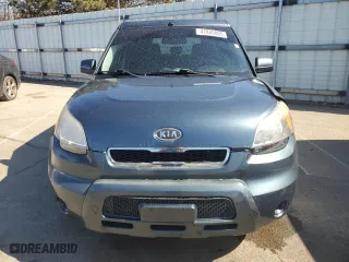 2011 Kia Soul ! with VIN KNDJT2A26B7197368, listed as a Copart auction lot 47845805 with 154,244 mi miles and Salvage Title. Bid and sale history available at carsss.com. Image 5.