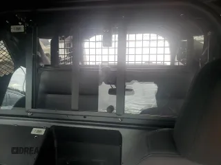2024 Ford Police Interceptor Utility z VIN 1FM5K8AB9RGA69221, wystawiony jako Copart lot #51231915 z przebiegiem 3 386 mil mil oraz Szkoda całkowita • Salvage title. Historia ofert i sprzedaży dostępna na DreamBid. Obrazek 10.