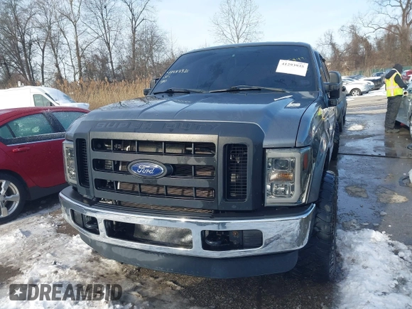 2008 Ford Super Duty F-250 SRW XL with VIN 1FTSW21508EC67716, listed as a IAAI auction lot 41293935 with 163,947 mi miles. Bid and sale history available at carsss.com. Image 12.
