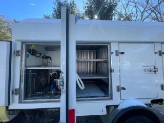 2019 Ford Econoline Commercial with VIN 1FDXE4FS5KDC52270, listed as a Copart auction lot 46290955 with 104,046 mi miles and Clean Title. Bid and sale history available at carsss.com. Image 13.
