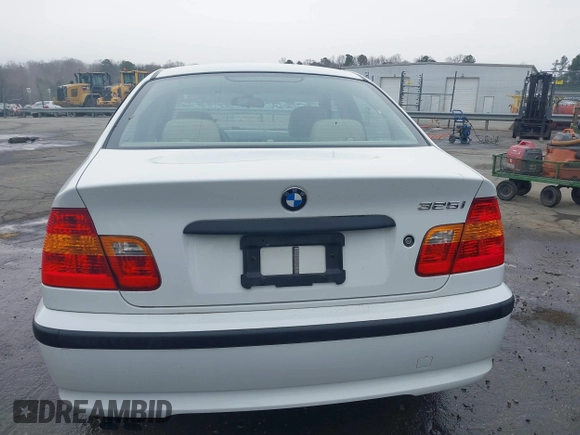 2003 BMW 3 Series 325i z VIN WBAEV33473KL58984, wystawiony jako IAAI lot #41495695 z przebiegiem 16 468 mil mil oraz . Historia ofert i sprzedaży dostępna na DreamBid. Obrazek 16.