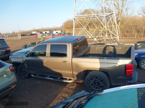 2015 Chevrolet Silverado 1500 LT with VIN 3GCUKREC8FG201619, listed as a IAAI auction lot 41853656 with 147,554 mi miles. Bid and sale history available at carsss.com. Image 14.