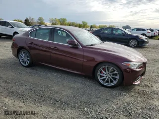 2019 Alfa Romeo Giulia with VIN ZARFAMAN7K7609661, listed as a Copart auction lot 49007875 with 36,580 mi miles and Salvage Title. Bid and sale history available at carsss.com. Image 4.