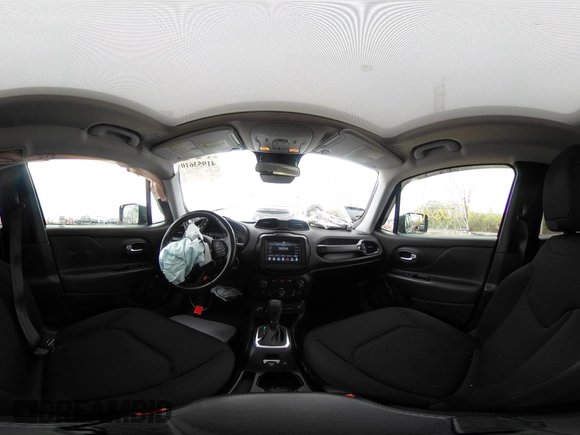 2018 Jeep Renegade Latitude z VIN ZACCJBBBXJPH73509, wystawiony jako IAAI lot #41953610 z przebiegiem 66 467 mil mil oraz . Historia ofert i sprzedaży dostępna na DreamBid. Obrazek 19.