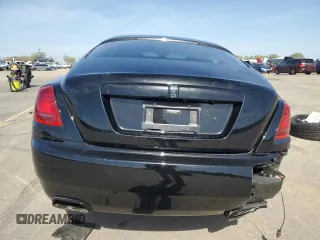 2015 Rolls-Royce Wraith z VIN SCA665C5XFUX85293, wystawiony jako Copart lot #52732885 z przebiegiem 10 359 mil mil oraz Szkody całkowita. Historia ofert i sprzedaży dostępna na DreamBid. Obrazek 6.