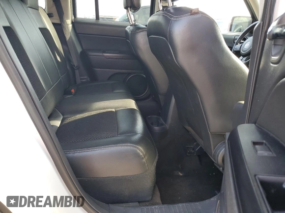 2016 Jeep Patriot Sport SE z VIN 1C4NJPBA9GD642186, wystawiony jako Copart lot #50650435 z przebiegiem 103 075 mil mil oraz Szkoda całkowita • Salvage title. Historia ofert i sprzedaży dostępna na DreamBid. Obrazek 12.