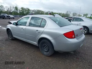 2010 Chevrolet Cobalt 1LT z VIN 1G1AD5F52A7230164, wystawiony jako IAAI lot #42164653 z przebiegiem 96 588 mil mil oraz . Historia ofert i sprzedaży dostępna na DreamBid. Obrazek 3.