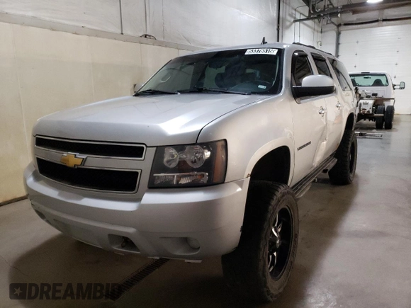 2011 Chevrolet Suburban LT z VIN 1GNSKJE34BR341094, wystawiony jako Copart lot #53376515 z przebiegiem 187 219 mil mil oraz Czysty tytuł • Clean title. Historia ofert i sprzedaży dostępna na DreamBid. Obrazek 1.