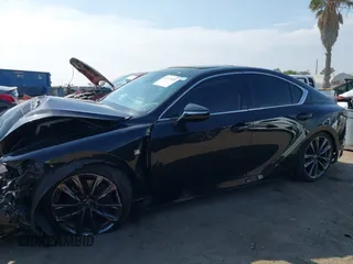 2022 Lexus IS 350 F Sport z VIN JTHGZ1B24N5052989, wystawiony jako IAAI lot #42173656 z przebiegiem 41 488 mil mil oraz . Historia ofert i sprzedaży dostępna na DreamBid. Obrazek 14.