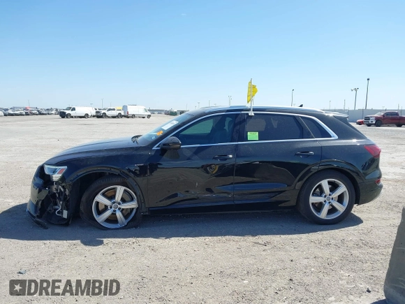 2019 Audi e-tron Prestige with VIN WA1VAAGE6KB020622, listed as a IAAI auction lot 41830236 with 32,835 mi miles and . Bid and sale history available at DreamBid. Image 14.