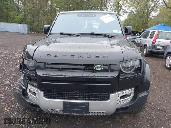 2022 Land Rover Defender SE z VIN SALEPERU2N2088316, wystawiony jako IAAI lot #42151109 z przebiegiem 26 438 mil mil oraz . Historia ofert i sprzedaży dostępna na DreamBid. Obrazek 12.