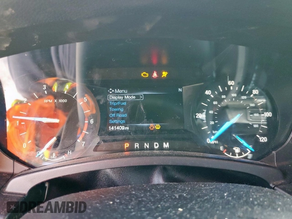 2017 Ford Expedition XLT with VIN 1FMJU1HT8HEA25610, listed as a Copart auction lot 61426525 with 141,409 mi miles and Salvage title. Bid and sale history available at DreamBid. Image 9.