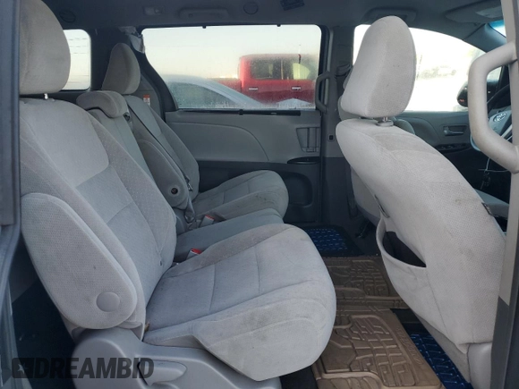 2015 Toyota Sienna LE AAS with VIN 5TDKK3DCXFS618196, listed as a Copart auction lot 52952755 with 157,513 mi miles and Clean Title. Bid and sale history available at carsss.com. Image 11.