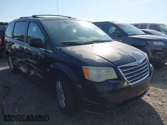 2008 Chrysler Town & Country Touring with VIN 2A8HR54P48R708923, listed as a IAAI auction lot 41917518 with 233,971 mi miles. Bid and sale history available at carsss.com. Image 1.