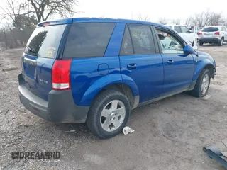 2005 Saturn VUE z VIN 5GZCZ63465S866865, wystawiony jako IAAI lot #41825612 z przebiegiem Nie podano mil oraz . Historia ofert i sprzedaży dostępna na DreamBid. Obrazek 4.
