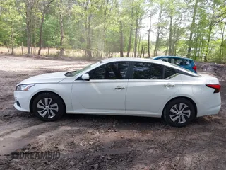 2020 Nissan Altima S с VIN 1N4BL4BV3LC120481, выставлен на аукционе IAAI как лот 42115519 с пробегом 68 779 миль миль и . История ставок и продаж доступна на DreamBid. Изображение 14.