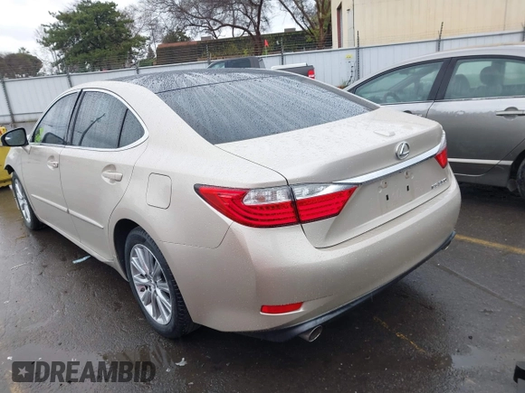2014 Lexus ES 350 with VIN JTHBK1GG7E2105544, listed as a IAAI auction lot 41731416 with 101,483 mi miles. Bid and sale history available at carsss.com. Image 3.