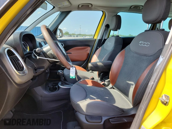 2014 FIAT 500L Trekking z VIN ZFBCFADH9EZ023039, wystawiony jako Copart lot #58211895 z przebiegiem 44 921 mil mil oraz Szkoda całkowita • Salvage title. Historia ofert i sprzedaży dostępna na DreamBid. Obrazek 7.