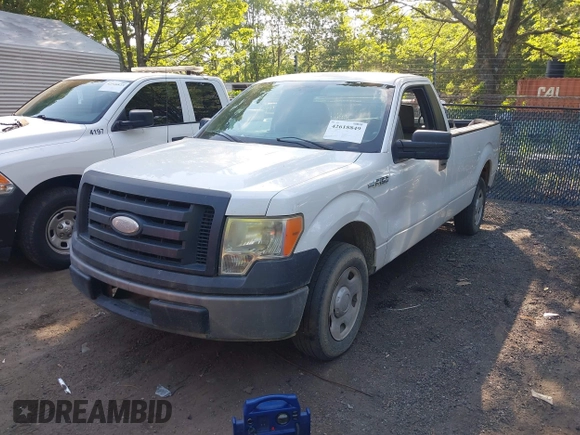 2009 Ford F-150 XL z VIN 1FTRF12W09KB15972, wystawiony jako IAAI lot #42618849 z przebiegiem 146 000 mil mil oraz . Historia ofert i sprzedaży dostępna na DreamBid. Obrazek 2.
