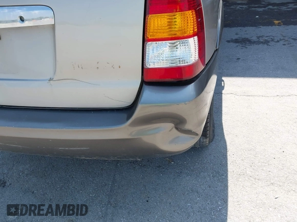 2002 Mazda Tribute LX with VIN 4F2YU08132KM26681, listed as a IAAI auction lot 42032230 with 273,155 mi miles and . Bid and sale history available at DreamBid. Image 6.