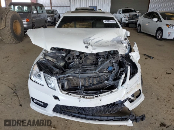 2011 Mercedes-Benz E 350 Luxury with VIN WDDHF5GB5BA312646, listed as a Copart auction lot 45685615 with Not Provided miles and Non Repairable. Bid and sale history available at DreamBid. Image 5.