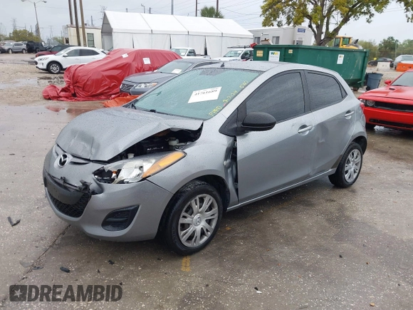 2013 Mazda Mazda2 Sport with VIN JM1DE1KY6D0170767, listed as a IAAI auction lot 41761689 with 142,743 mi miles. Bid and sale history available at carsss.com. Image 2.