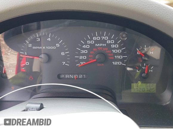 2005 Ford F-150 XLT with VIN 1FTPW14515KE57937, listed as a IAAI auction lot 42135895 with 172,872 mi miles. Bid and sale history available at carsss.com. Image 7.