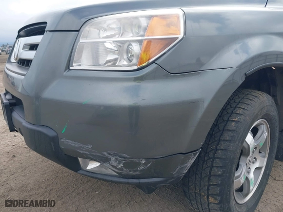 2008 Honda Pilot EX-L with VIN 5FNYF18748B029474, listed as a IAAI auction lot 41711002 with 185,035 mi miles. Bid and sale history available at carsss.com. Image 6.