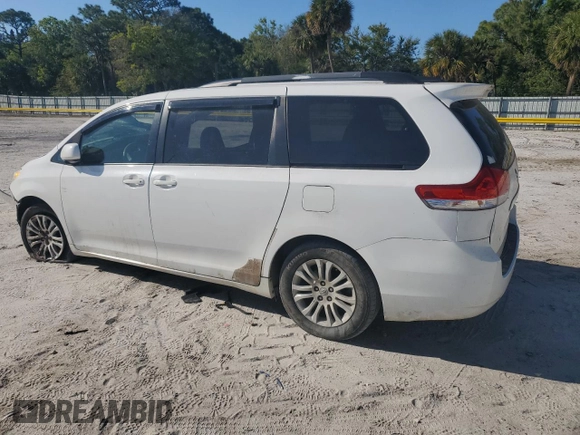 2014 Toyota Sienna XLE with VIN 5TDYK3DC4ES457160, listed as a Copart auction lot 48921425 with 0 mi miles and Salvage Title. Bid and sale history available at carsss.com. Image 2.