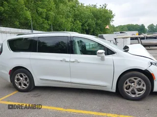 2021 Chrysler Pacifica Limited with VIN 2C4RC3GG8MR508358, listed as a IAAI auction lot 42470026 with 94,040 mi miles and . Bid and sale history available at DreamBid. Image 13.